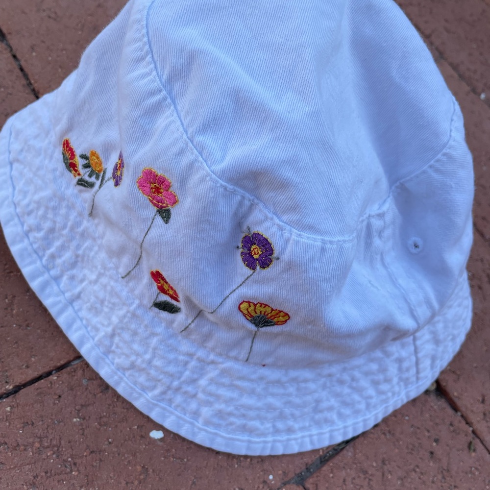Vintage bucket hat floral embroidered white cotton bucket hat - Picture 2 of 9